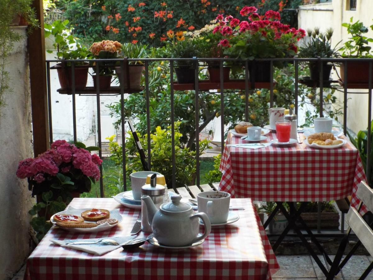 B&B Ingiropernapoli Zewnętrze zdjęcie